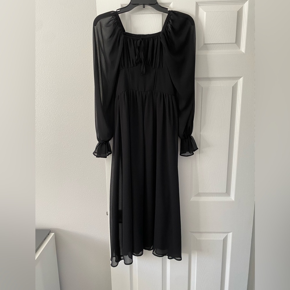 Black Long Sleeve Smocked Midi Dress